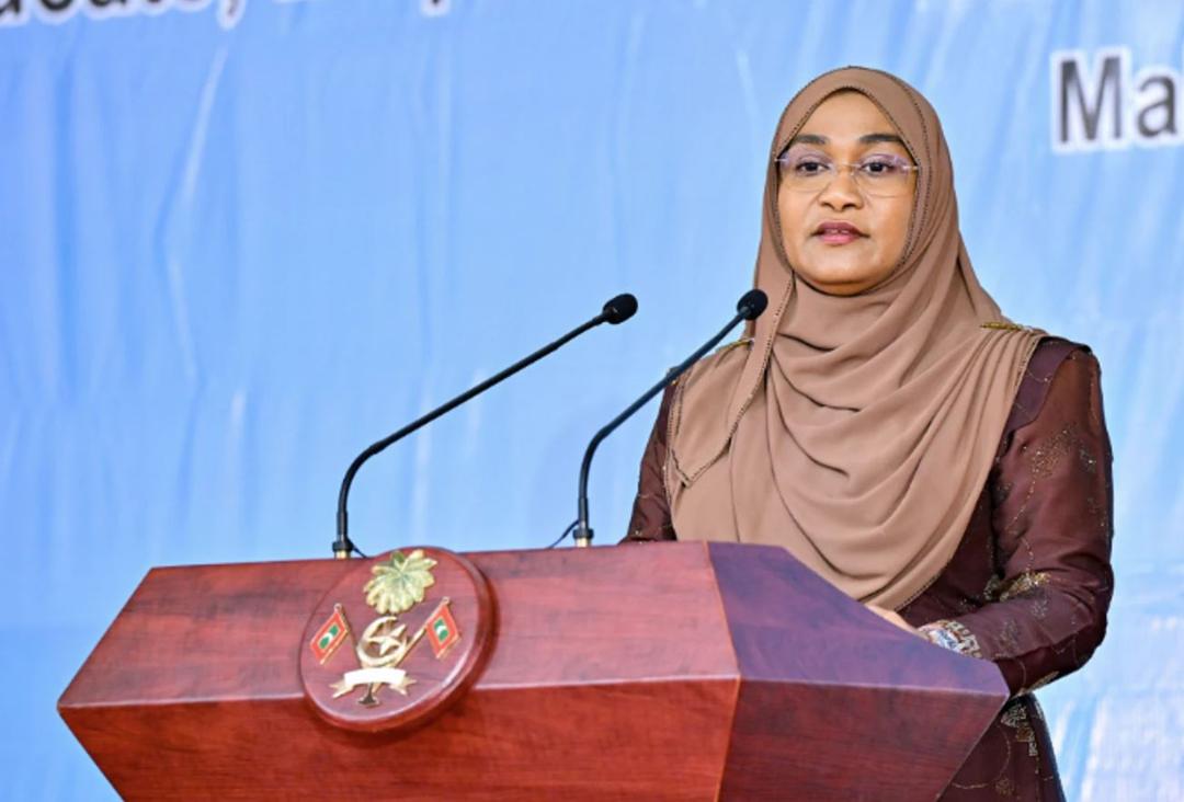 ޑިޖިޓަލް ޕްލެޓްފޯމްތައް، އަންހެނުންނަށް ރައްކާތެރި ތަނަކަށް ހަދަންޖެހޭ: ފަސްޓް ލޭޑީ ސާޖިދާ