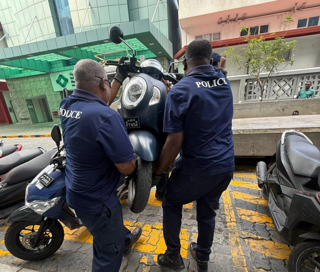 ހުޅުމާލޭން  އުޅަނދުތައް ޓޯކުރަން ފަށައިފި