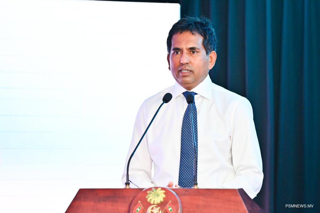 އަތްނުފޯރާ ފަށަށް ތަކެތީގެ އަގުތަށް އަރައިގެންދާއިރު ސަރުކާރުން އަޅާނުލާ އޮންނާކަށް ރައީސް ބޭނުންފުޅެއް ނުވޭ: އިގްތިޞާދީ ވަޒީރު