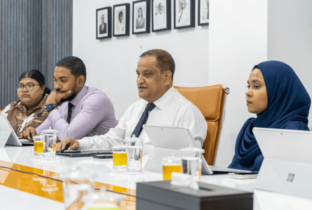 އެލްޖީއޭގެ ބޯޑަށް ދެ މެންނަރުން އިންތިޚާބު ކުރަނީ