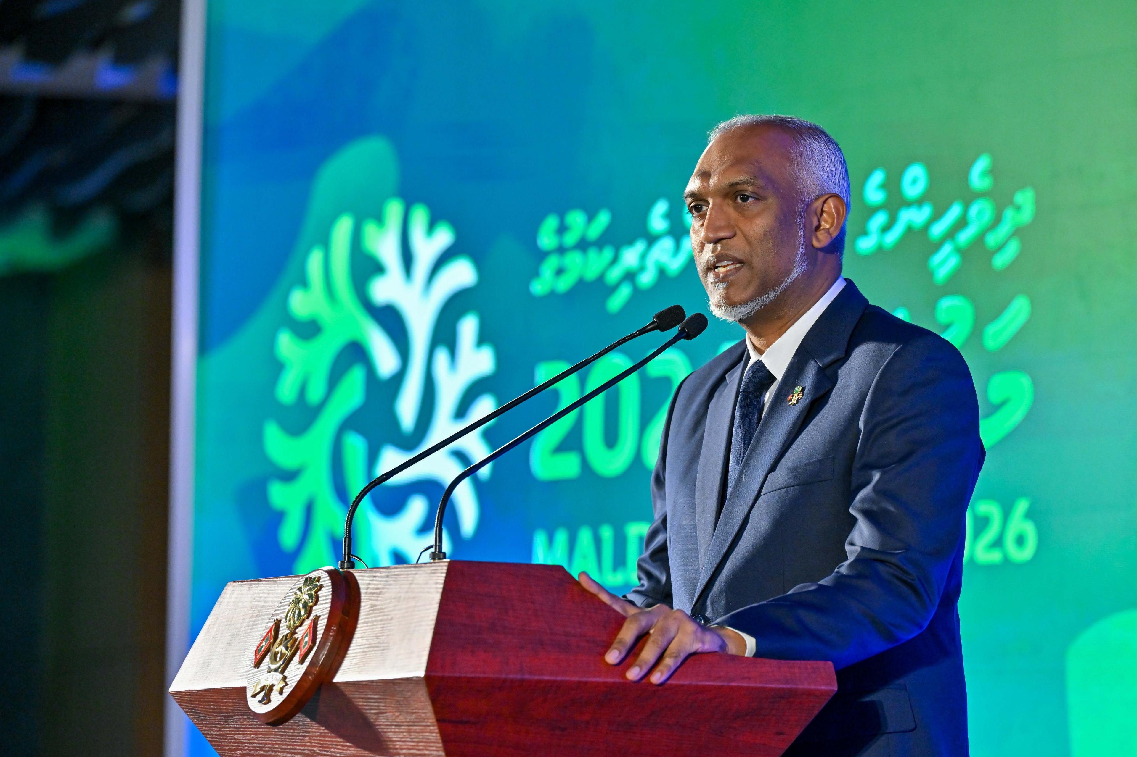 ކުދި އަދި މެދުފަންތީގެ ވިޔަފާރިތަކަށް ކުރިއަށް އޮތް 3 މަސްދުވަހުގެ ތެރޭގައި ފަހި ފުރުޞަތުތަކެއް، ތަޢާރަފުކުރާނަން: ރައީސް ޑރ. މުޢިއްޒު
