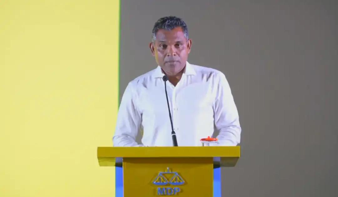 މިނިސްޓަރުންނާއި ސިޔާސީ ވެރިންނާއި މަޖްލީސްގެ ރައީސާއި ކައުންސިލް ރައީސުންނަށް މުސާރަ ބޮޑުކުރުމަށް ހުށަހެޅި ބިލު ފާސްނުކުރުމަށް ފައިސަލް ނަސީމް ގޮވާލައްވައިފި