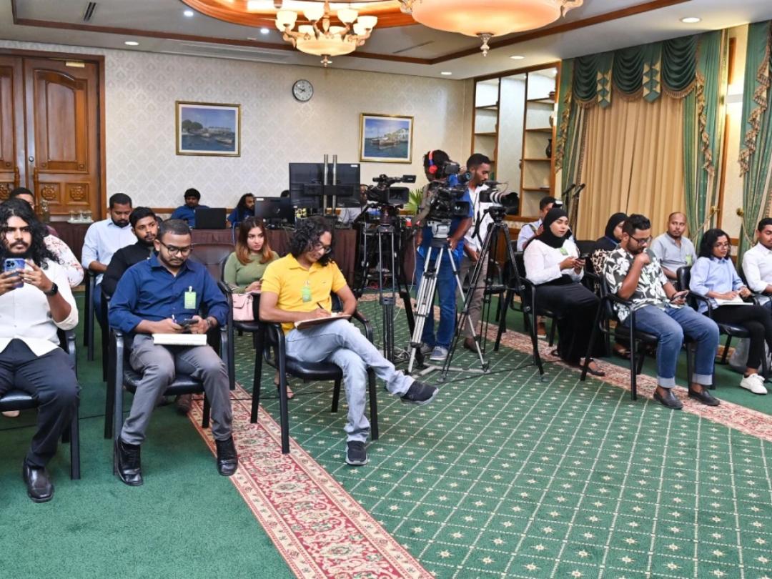 ނޫސްވެރިންތަކަކަށް ފުރައްސާރަކުރާ މައްސަލަ ބަލައި، ރައްކާތެރިކަންދޭން ގޮވާލައިފި