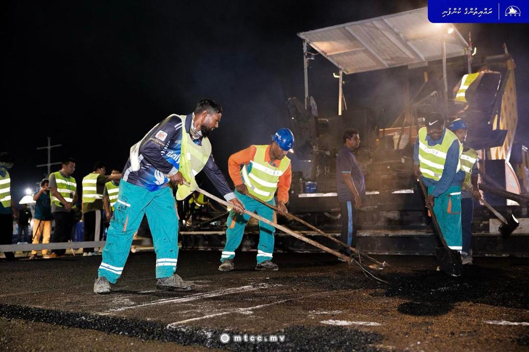 ބާޒާރުމަތީ ސަރަޙައްދުގައި ތާރު އެޅުމުގެ މަސައްކަތް ނިންމާލައިފި