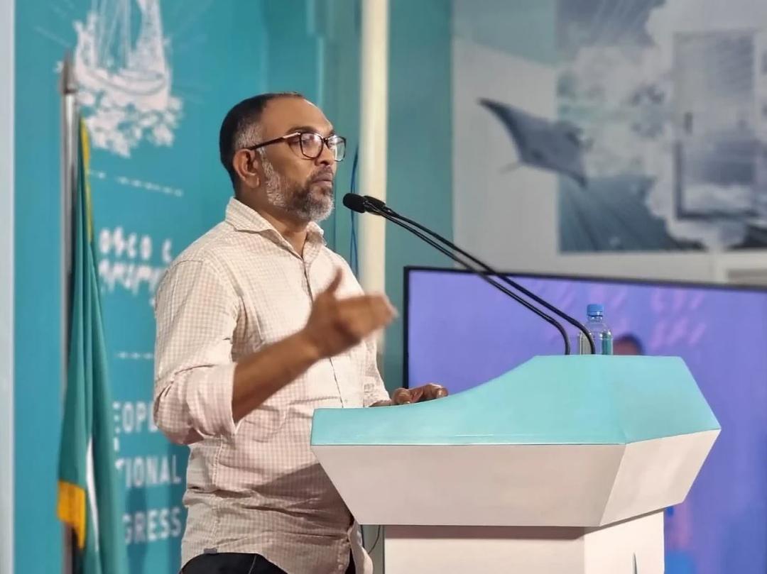 ރައީސް ސީދާ ރައްޔިތުންގެ ގާތަށް ވަޑައިގަންނަވާ ޖަވާބުދާރީވޭ: އާރިފް