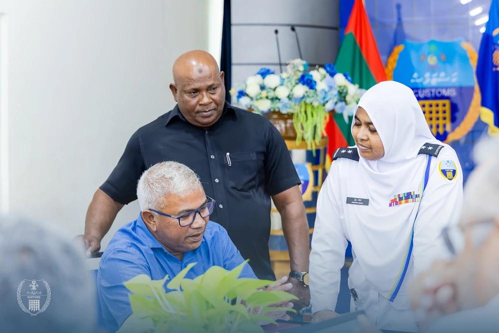 މުދާ އިމްޕޯޓް އަދި އެކްސްޕޯޓްކުރުމުގަ ހުރި ގޮންޖެހުންތައް ދެނެގަތުމަށް ފޯރަމެއް ބާއްވައިފި