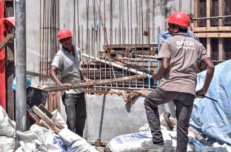 ކުދި އަދި މެދުފަންތީގެ ވިޔަފާރިތަކުން ކޯޓާ ފީ ދައްކަން ނުޖެހޭ ގޮތް ހަދަން ހުށަހަޅައިފި