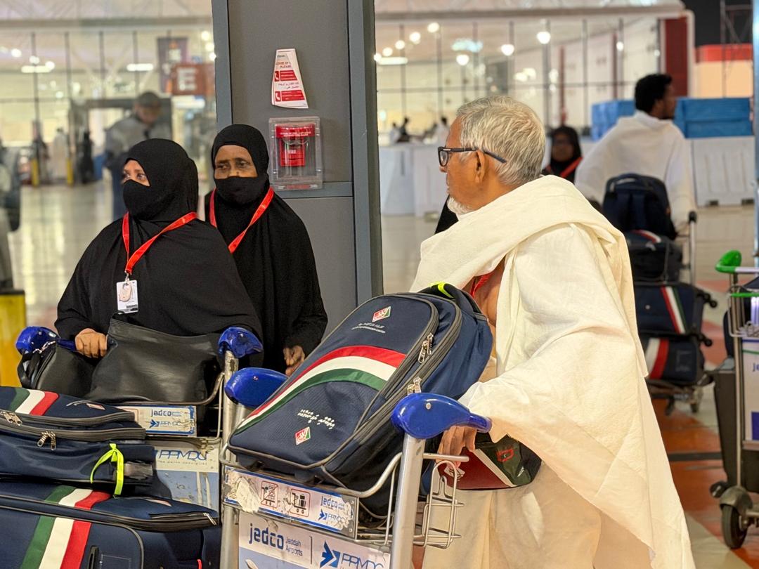 އެކި ސަބަބުތައް ދިމާވެ ނުފުރުނު އުމްރާވެރިން މިހާރު ސައުދީގައި