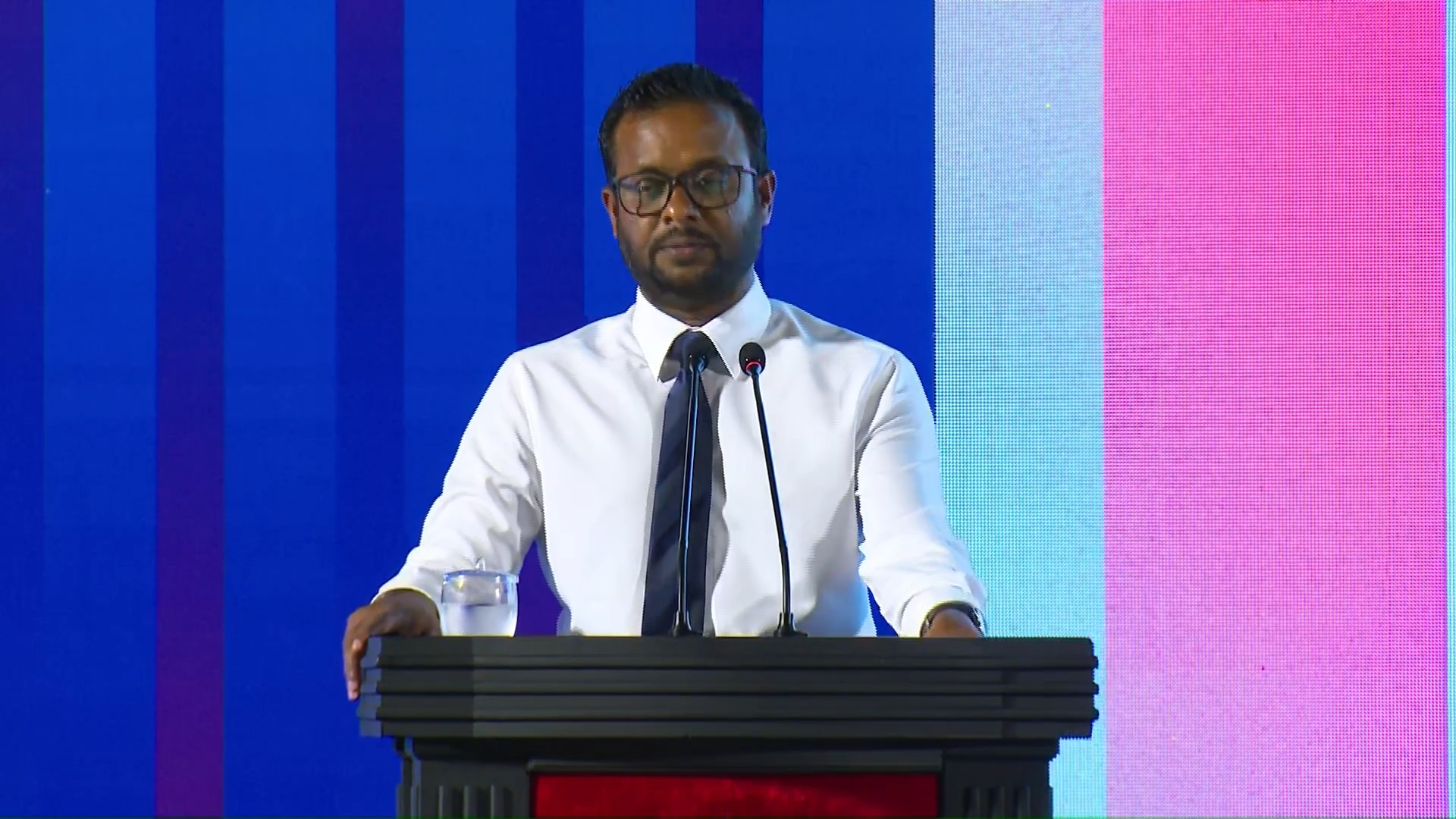 ޓެކްސީ ލައިންގެ ޚިދުމަތް ވިލިމާލޭގައިވެސް ދޭނެ: މިނިސްޓަރ މުއްތަލިބު