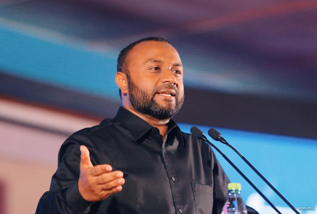 އަގީދާތަކާ ގުޅޭ ކަންކަމުގައި، އިލްމުވެރިން ނޫނީ ވާހަކަނުދެއްކުމަށް ވަޒީރު ޝަހީމް އިލްތިމާސްކުރައްވައިފި