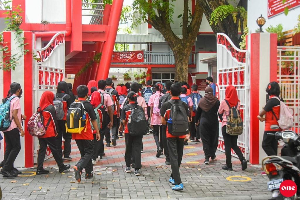 ހޫނު ގަދަވުމުގެ ސަބަބުންސްކޫލުތަކުން ދަރިވަރުން އެކްޓިވިޓީ ޔުނީފޯމުގައި ގެންދަން އަންގައިފި