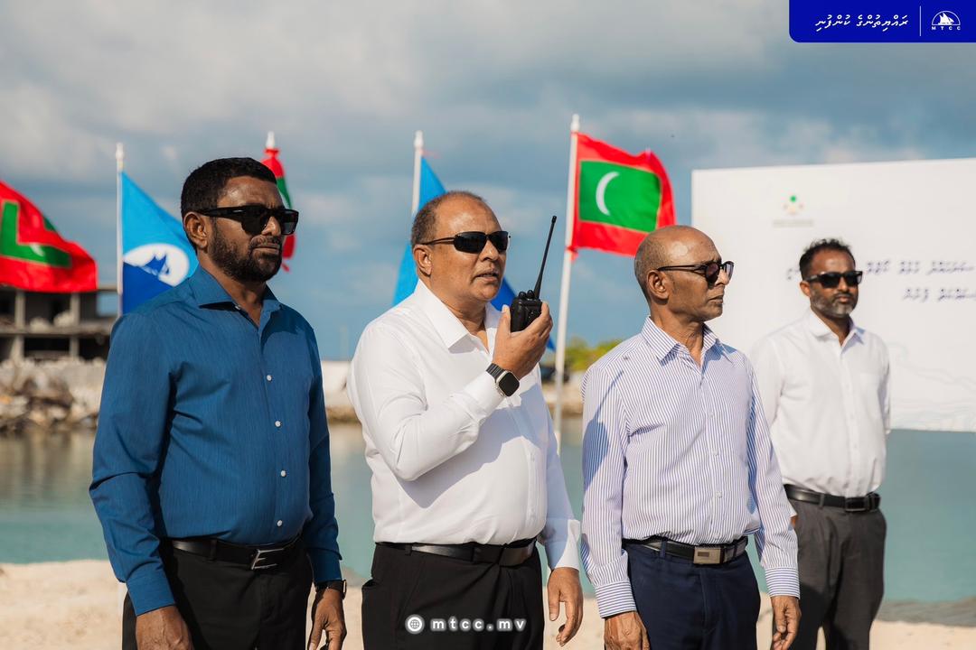 މާފުށްޓާއި ހިއްކި ސަރަޙައްދު ގުޅުވާލަދޭ ކޯޒްވޭގެ މަސައްކަތް ފަށައިފި