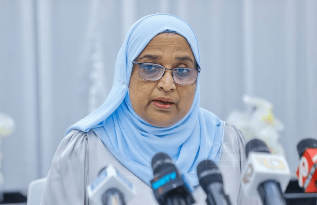 ޤާނޫނުއަސާސީއަށް ގެންނަނީ ދުސްތޫރީ އޮނިގަނޑު ހުއްދަކުރާ އިސްލާހެއްކަމަށް އާޒިމާ ޝުކޫރު ވިދާޅުވެއްޖެ