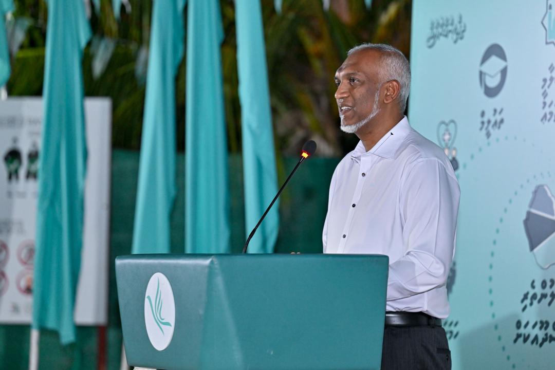 އިންތިހާބުވި ކެންޑިޑޭޓުން  ފެންނަނީ މަގުމަތި ހަލަބޮލި ކޮށް ހަޑިހުތުރު ބަސްތައް ބޭނުންކުރަމުންދާތަން: ރައީސް