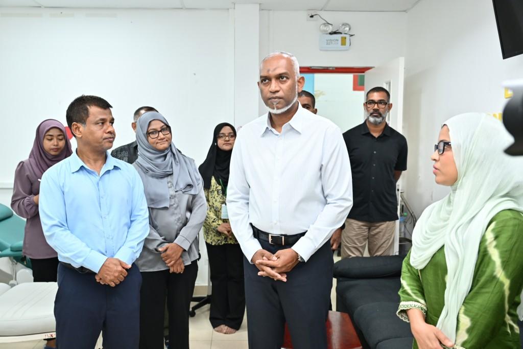 ޞިއްޙީ ދިރާސާތަކަށް ކުރާ އިންވެސްޓްމަންޓް އިތުރު ކުރަންޖެހޭ: ރައީސް