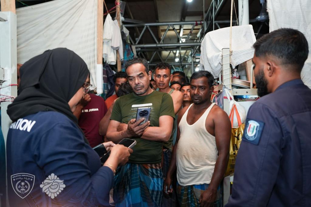 ކުދި ވިޔަފާރިތަކުން ބިދޭސީން ގެންނަން، ނަގާ ކޯޓާ ފީ އުވާލައިފި