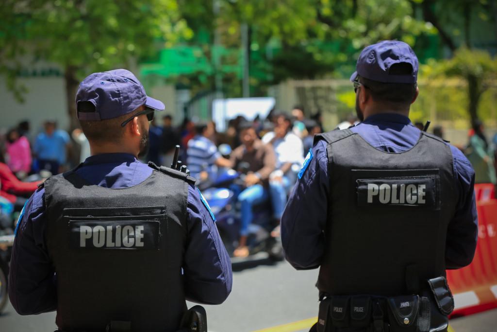 ތޫނު އެއްޗަކުން ހަމަލާދިން މައްސަލައެއްގައި ބިދޭސީއަކު ހައްޔަރުކޮށްފި