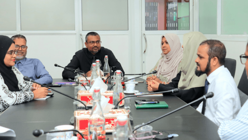 މީޑިއާ ކޮމިޝަންގެ ދަފްތަރު އާކުރަން ހުރިހާ މީޑިއާއަކަށް 6 މަހުގެ މުއްދަތެއް