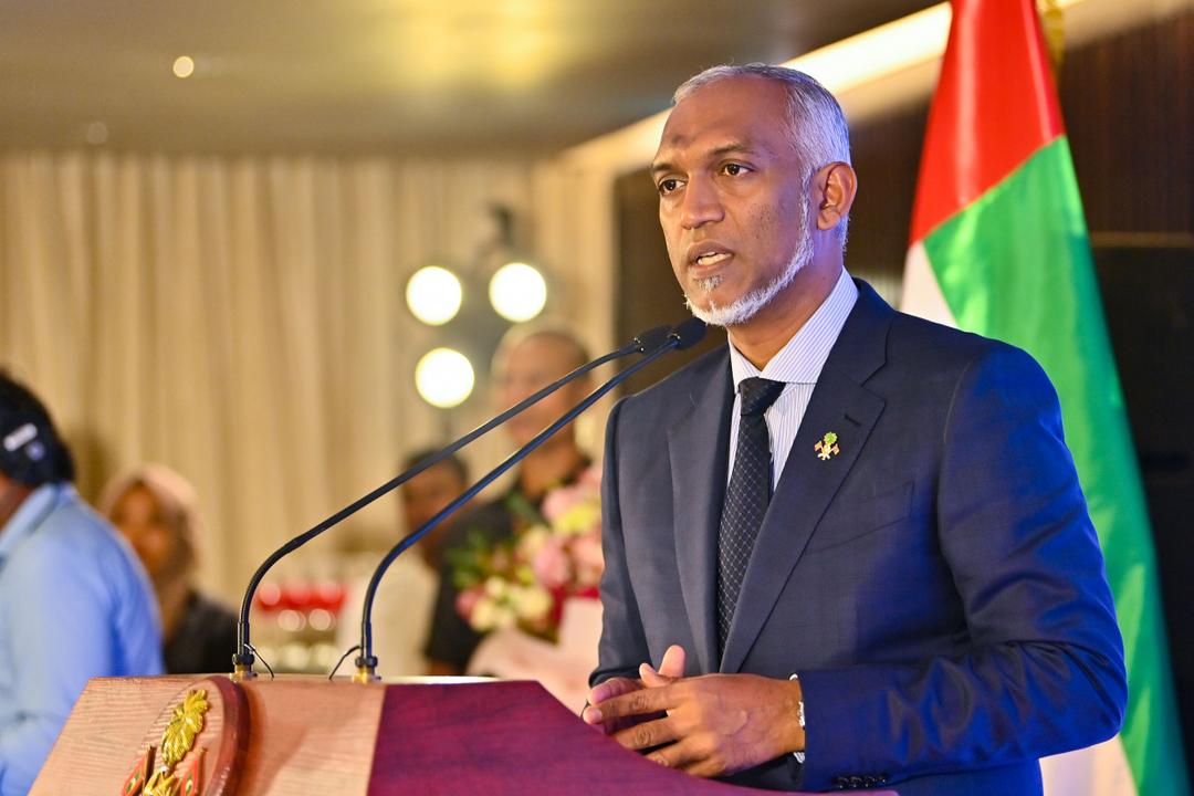 ދިވެހި ރައްޔިތުންގެ ހިމާޔަތާއި ރައްކާތެރިކަމަށް ރުކުރުވާލާފައިވާ ލަޝްކަރަކީ ސިފައިން: ރައީސް