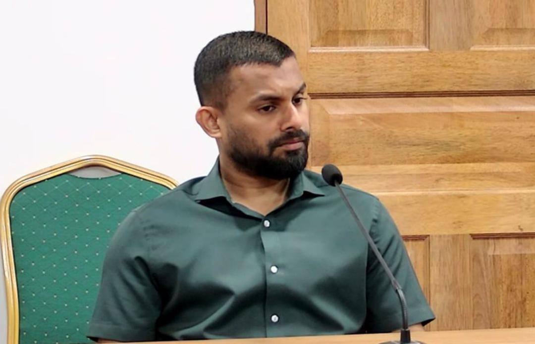 ޝައްމާނަށް ހުކުމްކުރުން ފަސްކޮށްފި