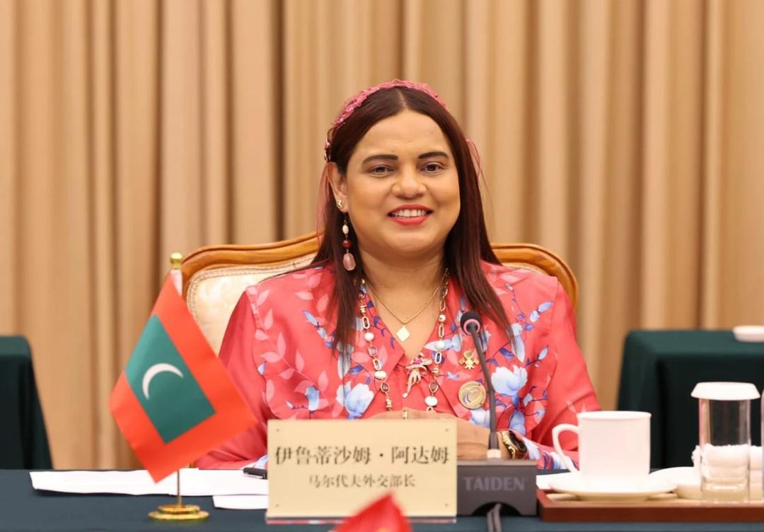 ރާއްޖެ އާއި ޗައިނާއާ ދެމެދު އޮންނަ ގުޅުން އިތުރަށް ބަދަހިކުރާނަން: ވަޒީރު އިރުތިޝާމް