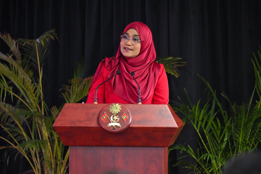 "ލޭ ހަދިޔާކުރުމުގައި ދީލަތިވުމަކީ ކޮންމެ މީހަކަށްވެސް އޮތް ފުރުޞަތެއް"