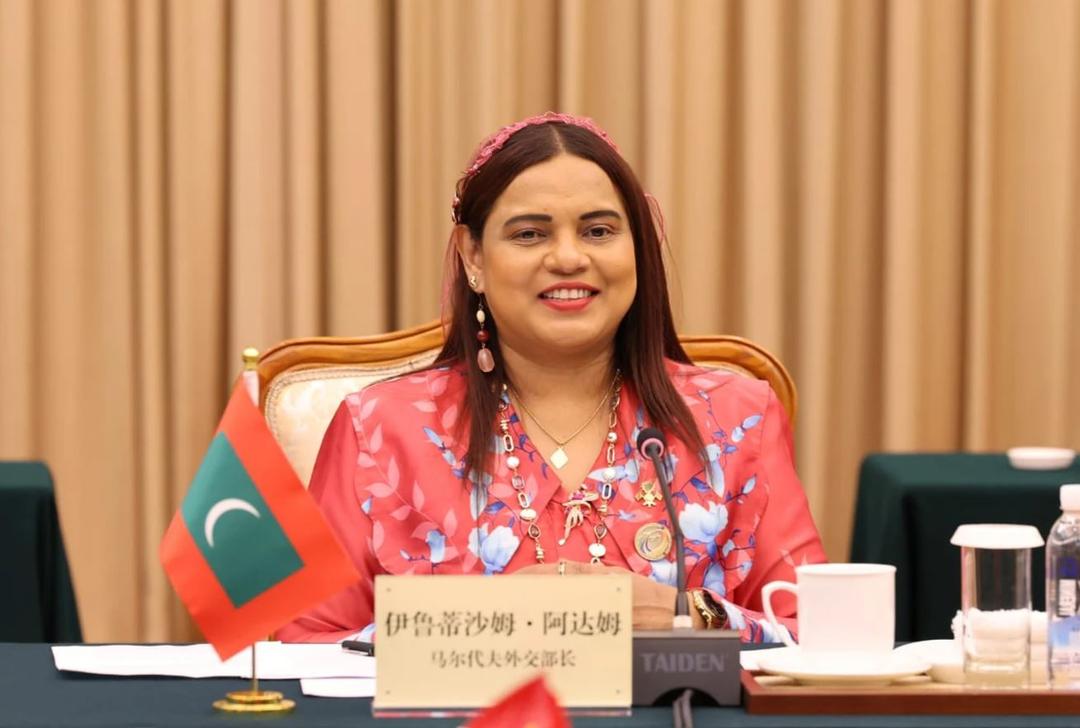 ވަޒީރު އިރުތިޝާމް ޗައިނާއަށް ކުރެއްވި ދަތުރުފުޅު ނިންމަވާލައްވައިފި