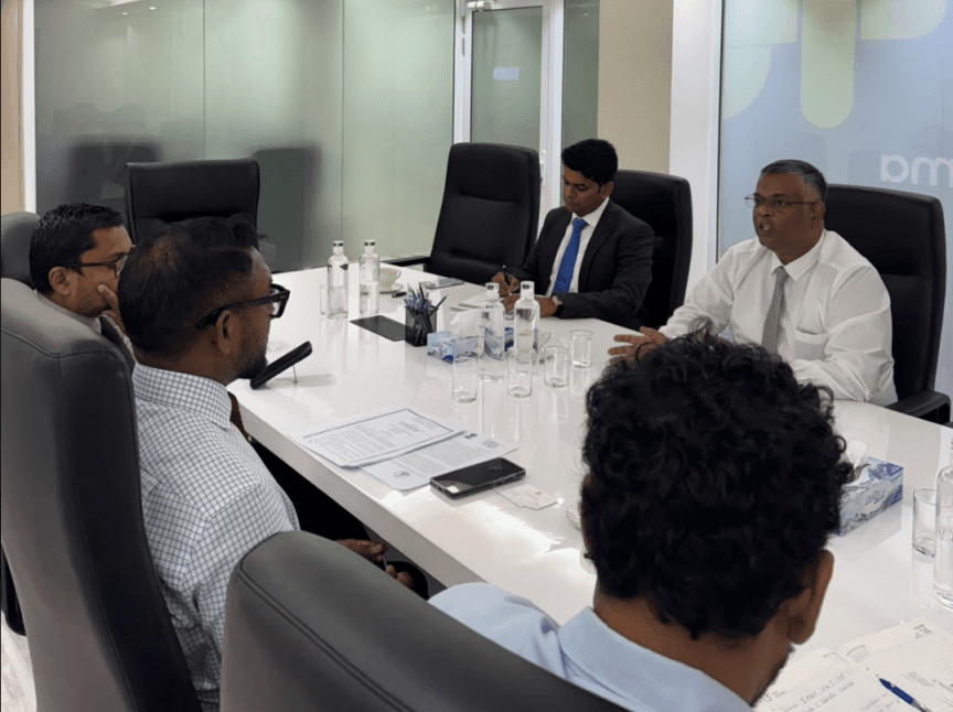 ރާއްޖެއަށް ބޭސް ހޯދުމުގައި އިންޑިއާއާ މަޝްވަރާކޮށްފި