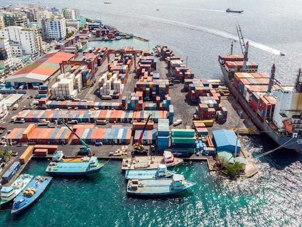 ކަނޑުމަގުން މުދާ ބޭރުކުރުމުގެ ކްލިއަރެންސަށް 10 ދުވަސް ހޭދަވޭ