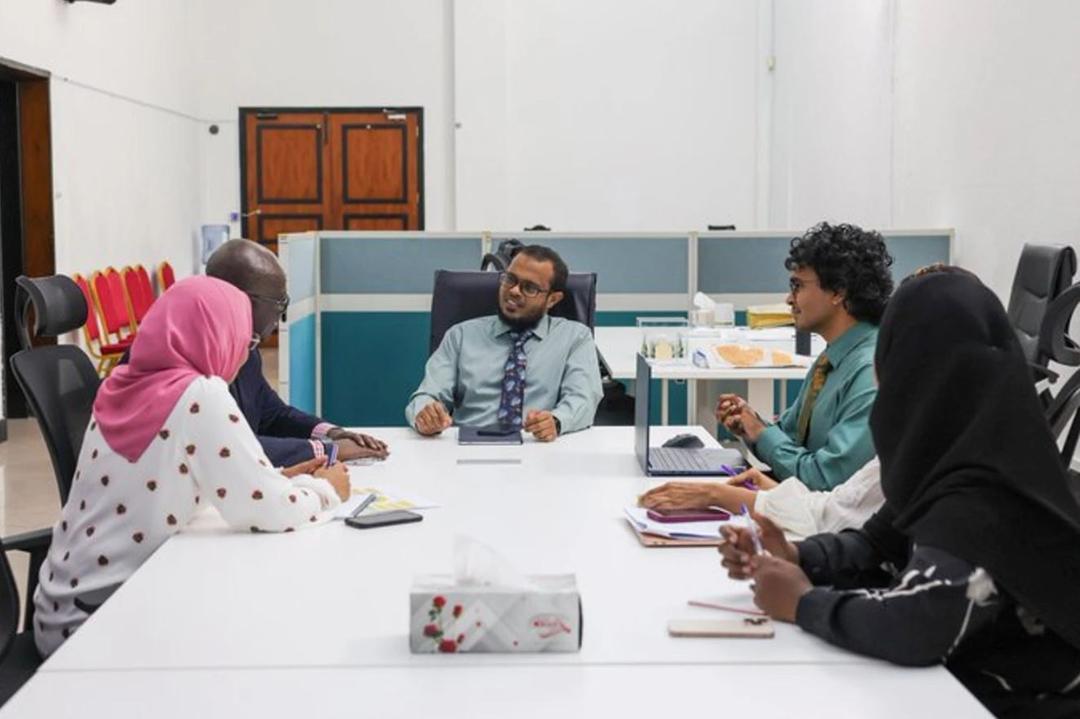 މޫސުމީ ބަދަލުތަކުން ކުރާ އަސަރުތައް ކުޑަކުރުމާ ގުޅޭގޮތުން ޔުނިސެފާ އެކު މަޝްވަރާކޮށްފި