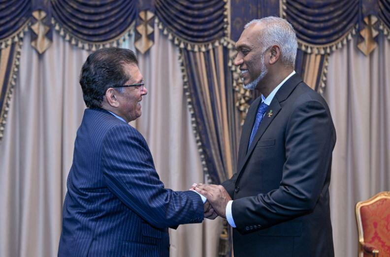 ބަންގްލަދޭޝްގެ ޚާރިޖީ ވަޒީރު ރައީސުލްޖުމްހޫރިއްޔާގެ އަރިހަށް އިޙުތިރާމުގެ ޒިޔާރަތެއް ކުރައްވައިފި