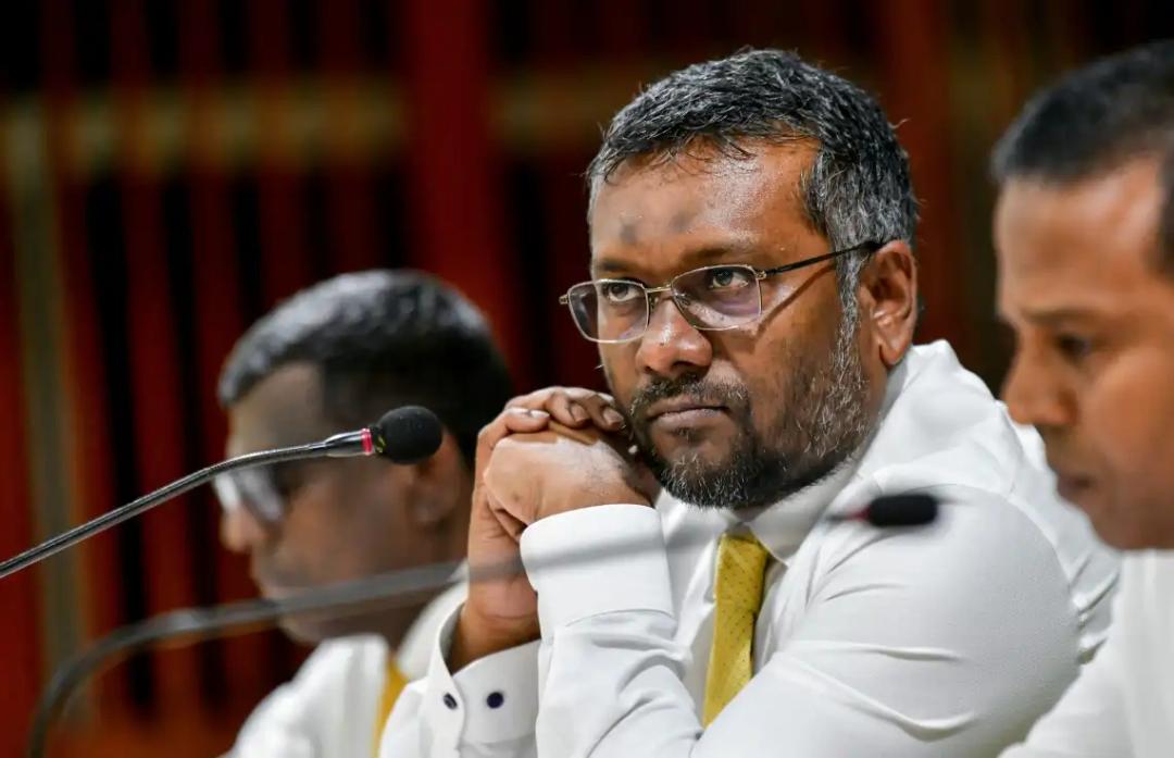 ވަޒީފާއިން ވަކިކުރާ މީހުންގެ ތެރޭގައި ގިނައީ އެމްޑީޕިއަށް ނިސްބަތްވާ މީހުންނާއި އެ ޕާޓީއަށް ތާއީދުކުރާ މީހުން: ފައްޔާޒު