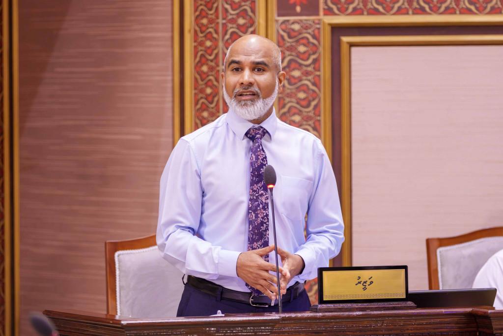 އެއްވެސް ސަބަބެއް ނެތި ދަރިވަރުން ސްކޫލަށް ނުދާނަމަ ފިޔަވަޅު އަޅާނަން: ޝަފީއު