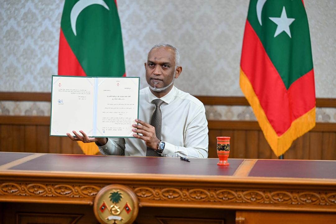 ރައީސުލްޖުމްހޫރިއްޔާ، ބޭރު ފައިސާއާބެހޭ ޤާނޫނަށް 1 ވަނަ އިޞްލާޙު ގެނައުމުގެ ބިލު ތަސްދީޤުކުރައްވައިފި