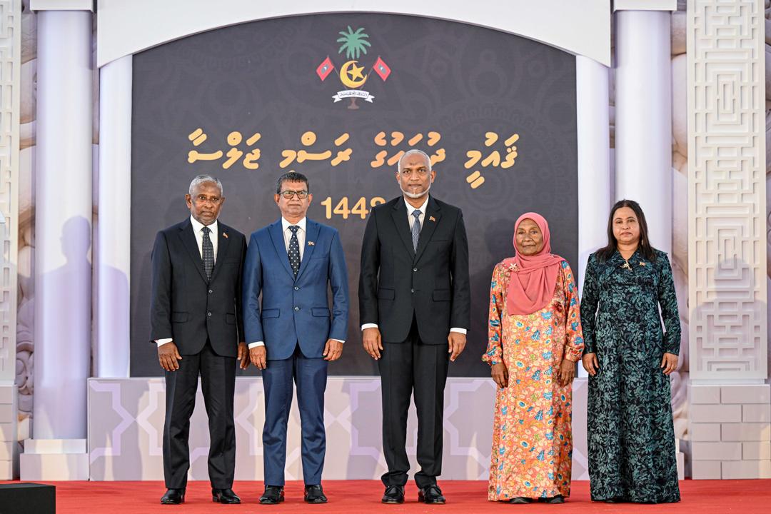 ސަރުކާރުން ދެއްވާ ޝަރަފުވެރިކަމުގެ ޤައުމީ އިނާމު 3 ބޭފުޅަކަށާއި، ޖަމުޢިއްޔާއަކަށް އަދި ހިތްވަރު ދިނުމުގެ ޤައުމީ އިނާމު 7 ބޭފުޅަކަށާއި ކުންފުންޏަކަށް ދެއްވައިފި‏