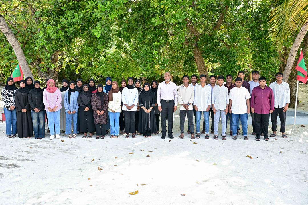 ކުރިމަގުގައި ރާއްޖެ ހަމަ މަގަށް ގެންދިއުމުގެ ހުރިހާވެސް ބާރެއް އޮތީ ދަރިވަރުންގެ އަތްމަތީގަ: ރައީސް