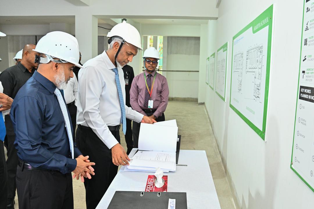ޢަރަބިއްޔާ ސްކޫލުގެ އާ ޢިމާރާތުގެ މަސައްކަތް ކުރިއަށްދާގޮތް ރައީސް ބައްލަވާލައްވައިފި