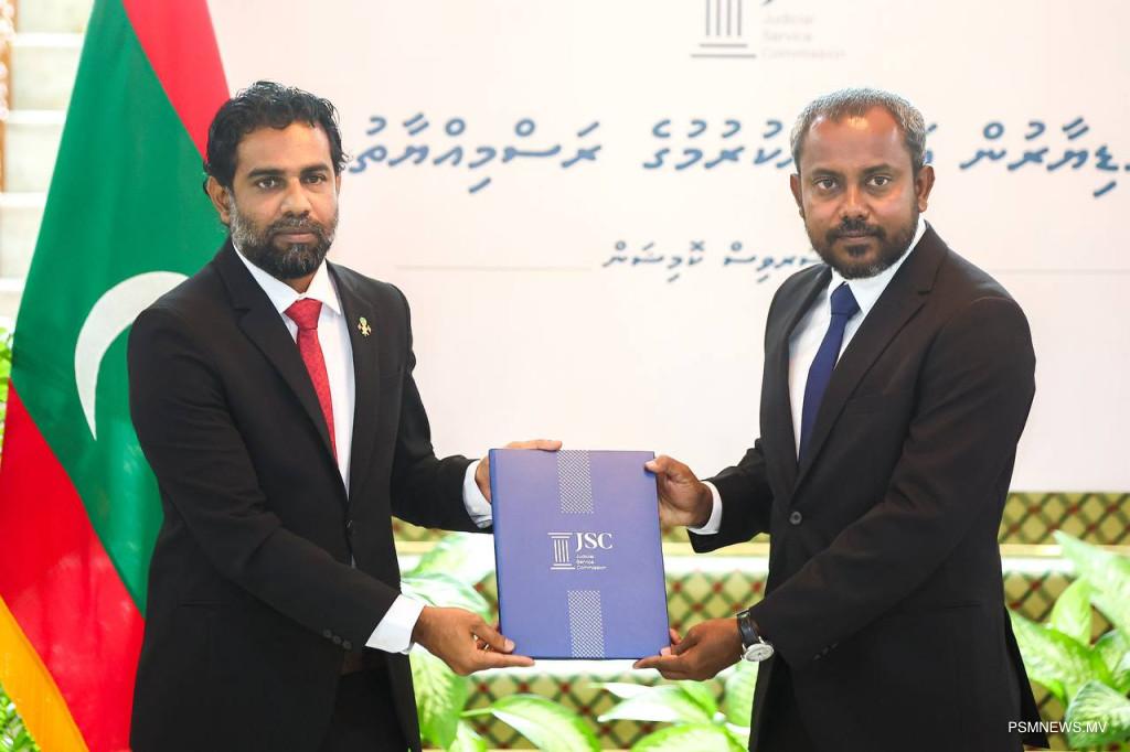 ސިވިލް ކޯޓާއި ކްރިމިނަލް ކޯޓަށް އައްޔަންކުރެއްވި ފަނޑިޔާރުން ހުވާކުރައްވައިފި
