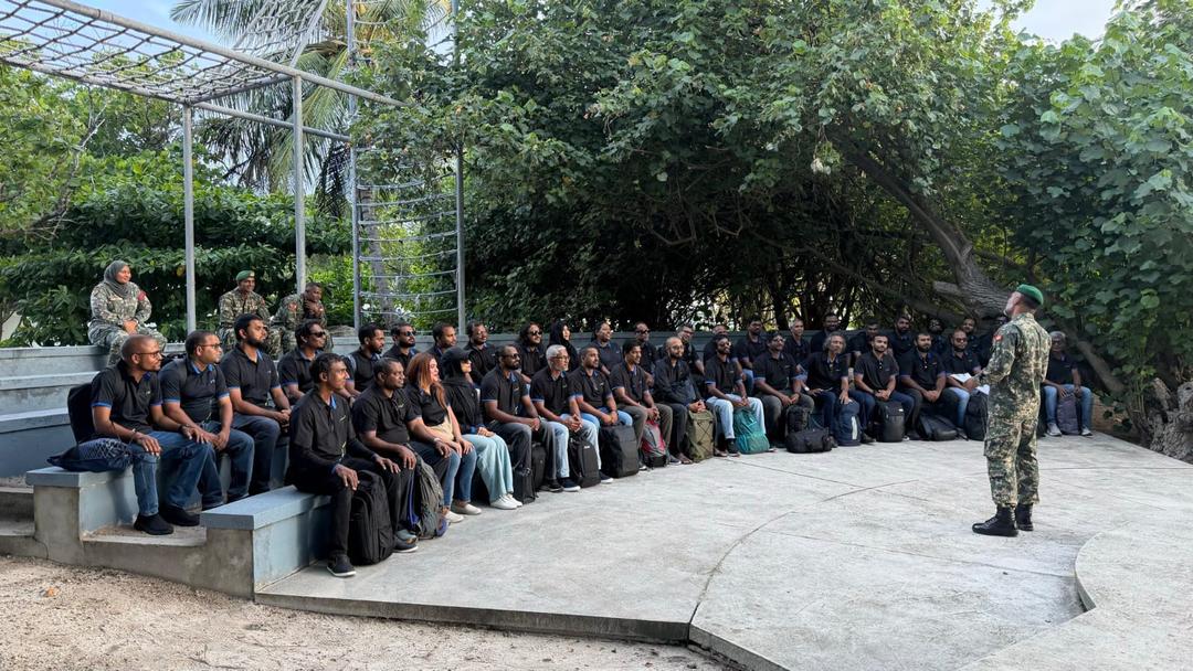 ގިރިފުށީ ޓްރޭނިންގައި ކުރިއަށްގެންދިޔަ "ލީޑަރޝިޕް އެންހާންސްމަންޓް ޕްރޮގްރާމް" ކާމިޔާބުކަމާއެކު ފުރިހަމަކޮށްފި