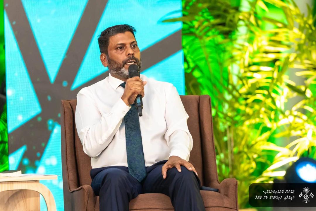 ބައިނަލްއަގުވާމީ މިންގަނޑަށް ފެތޭގޮތަށް ހުޅުމާލޭ ސިންތެޓިކް ޓްރެކް ޕީޔޫ ޓްރެކަކަށް ބަދަލުކުރުމުގެ މަސައްކަތް އޮކްޓޫބަރު އެކެއްގައި ފަށަނީ