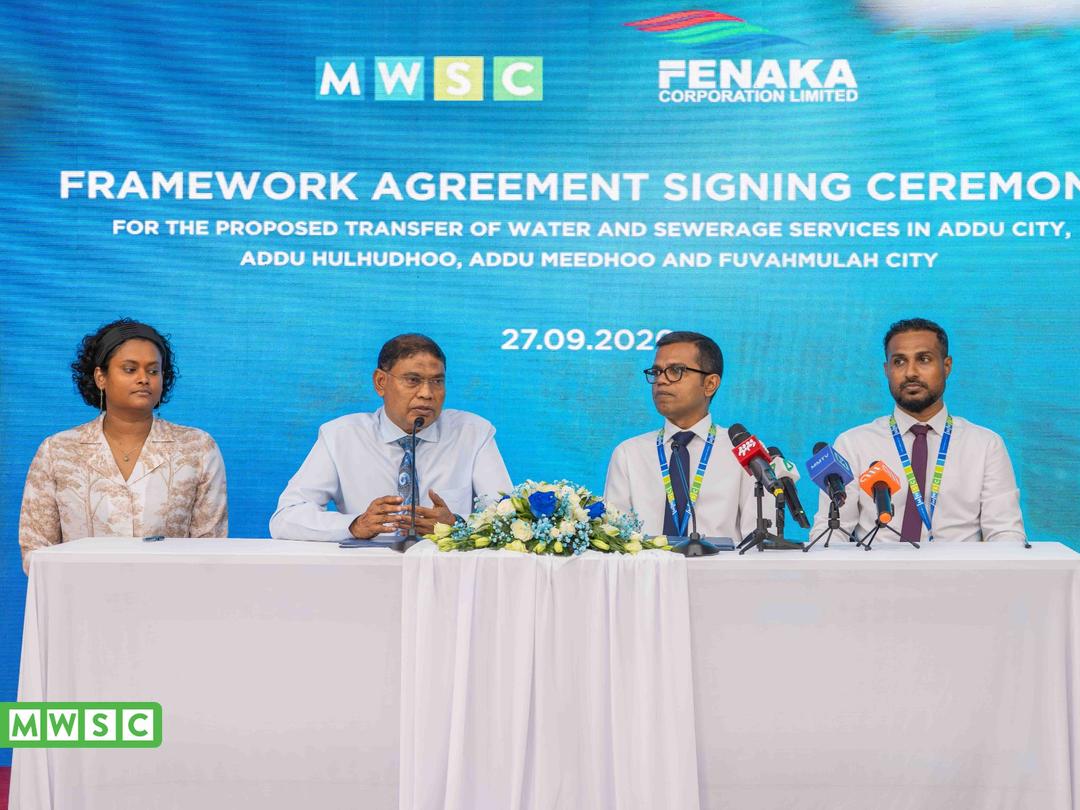 އެމް.ޑަބްލިޔު.އެސް.ސީ އާއި ފެނަކަ ކޯޕަރޭޝަނާ ދެމެދު ފެނާއި ނަރުދަމާގެ ޚިދުމަތް ބަދަލުކުރުމުގެ ފްރޭމްވޯކް އެއްބަސްވުމެއްގައި ސޮއިކޮށްފި