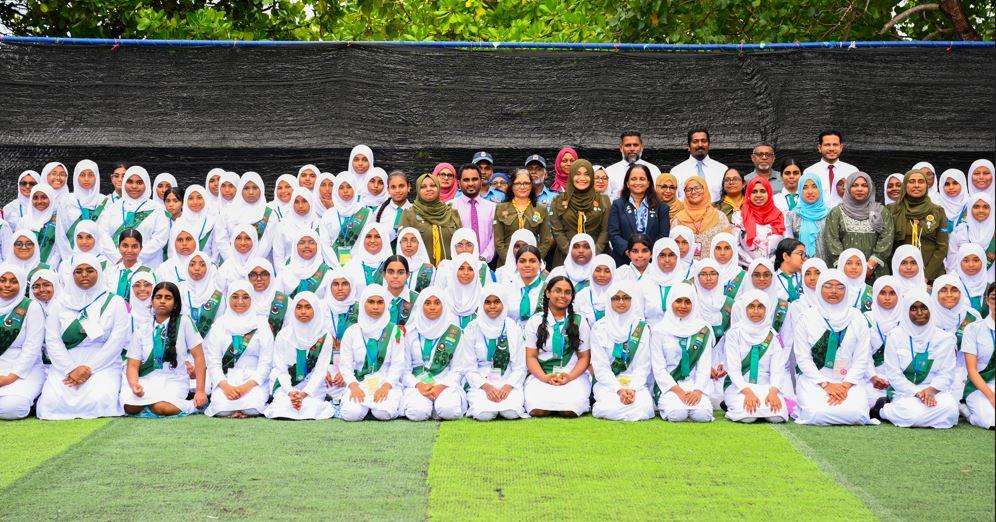 25ވަނަ ނޭޝަނަލް ޕެޓްރޯލް ލީޑަރސް ޓްރޭނިންގ ކޭމްޕް ނިންމުމުގެ ރަސްމިއްޔާތު ރައީސް ގެ އަނބިކަނބަލުން ޝަރަފުވެރި ކޮށްދެއްވައިފި