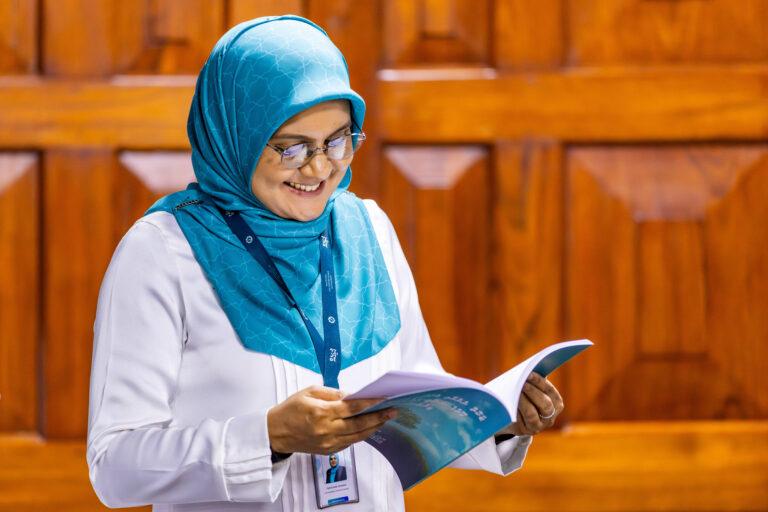 ’ޒަކާތް ނެރުމާއި ބެހުމުގައި ޢަމަލުކުރާނެ ގޮތުގެ ޝަރުޢީ އަސާސުތަކާއި މިންގަނޑުތައް' ފޮތުގެ ދެވަނަ އިޞްދާރު ނެރެފި