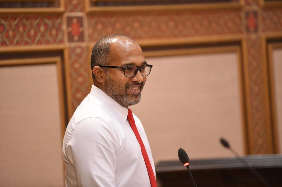 ޤައިދީންގެ މައުލޫމާތުތައް ޑިޖިޓަލްކޮށް ފެނިގެން ދިއުމަކީ މުޢައްސަސާއަށް ލިބޭ ކުރިއެރުމެއް: އިޙްސާން ވަޒީރު