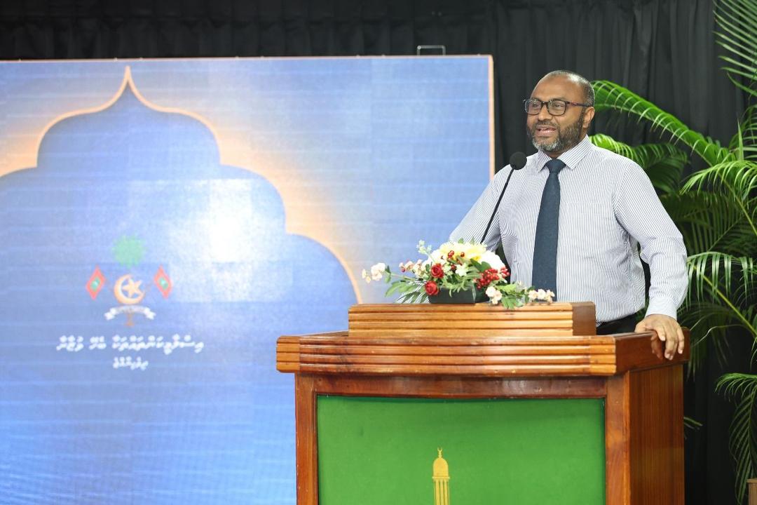 ޙައްޖުގެ އަގު ކުޑަކުރަން ދަނީ މަސައްކަތްކުރަމުން، އަމާޒަކީ ރައްޔިތުންގެ އަތުން މިހާރުދައްކަމުންދާ އަދަދުގެ %50 ނެގުން: ވަޒީރު ޑރ.ޝަހީމް