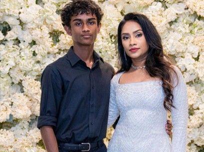 ނިޔާވީ ހުރި ހަމައެކަނި ދަރިފުޅު، 8 ގަޑި އިރު ކުރިން ސްޓޯރީ އަށް އެ ދޫކޮށްލީ ކޮންފަދަ އަސަރުގަދަ މެސެޖެއް ހެއްޔެވެ.  