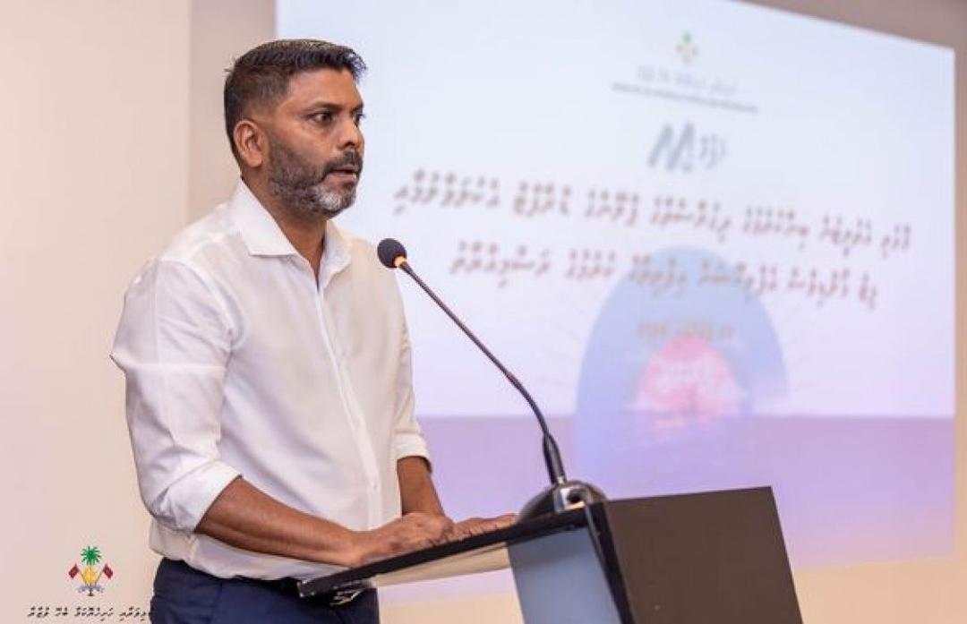 ނަމާދު ވަގުތު ޖެހުމުން 20 މިނެޓަށް ކުޅިވަރު ހަރަކާތްތައް މެދުކަނޑާލަން ނިންމައިފި