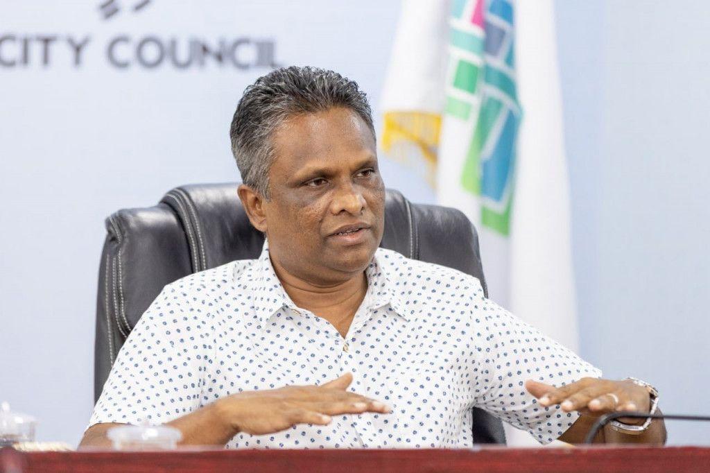 ވެޓް މާރުކޭޓް ބިން ހަވާލުކުރެވޭނީ ކޮންޓްރެކްޓް ބާޠިލް  ކޮށްގެން: އާޒިމް
