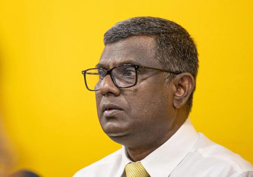 އިބުރޭ އާއި މައުރޫފްގެ މަގާމު އިއާދަކޮށްފި