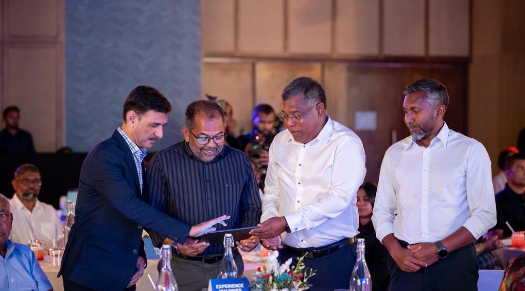 ބީއެމްއެލް އާއި އެމެރިކަން އެކްސްޕްރެސް އިން "އެކްސްޕީރިއެންސް މޯލްޑިވްސް" ޑެސްޓިނޭޝަން ކެމްޕޭން ފަށައިފި